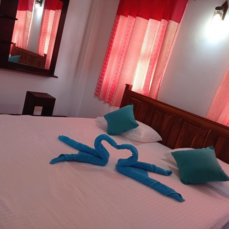 Apartamento Surf & Salt Weligama Exterior foto